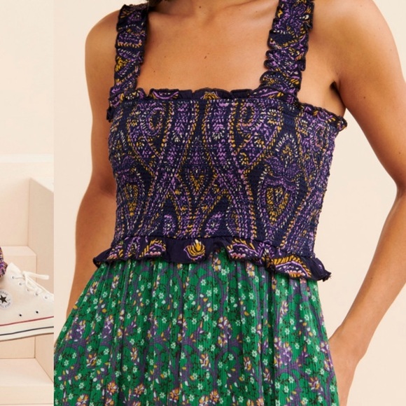 Urban Outfitters Smocked Floral Jumpsuit SZ XS Multicolor Wide Leg Boho NWT - Picture 2 of 10